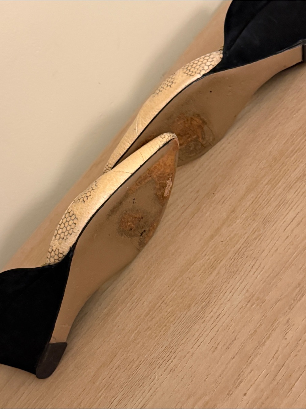 Loeffler Randall Black Suede and Beige Snakeskin Wedge Pumps 8B - Picture 9 of 9